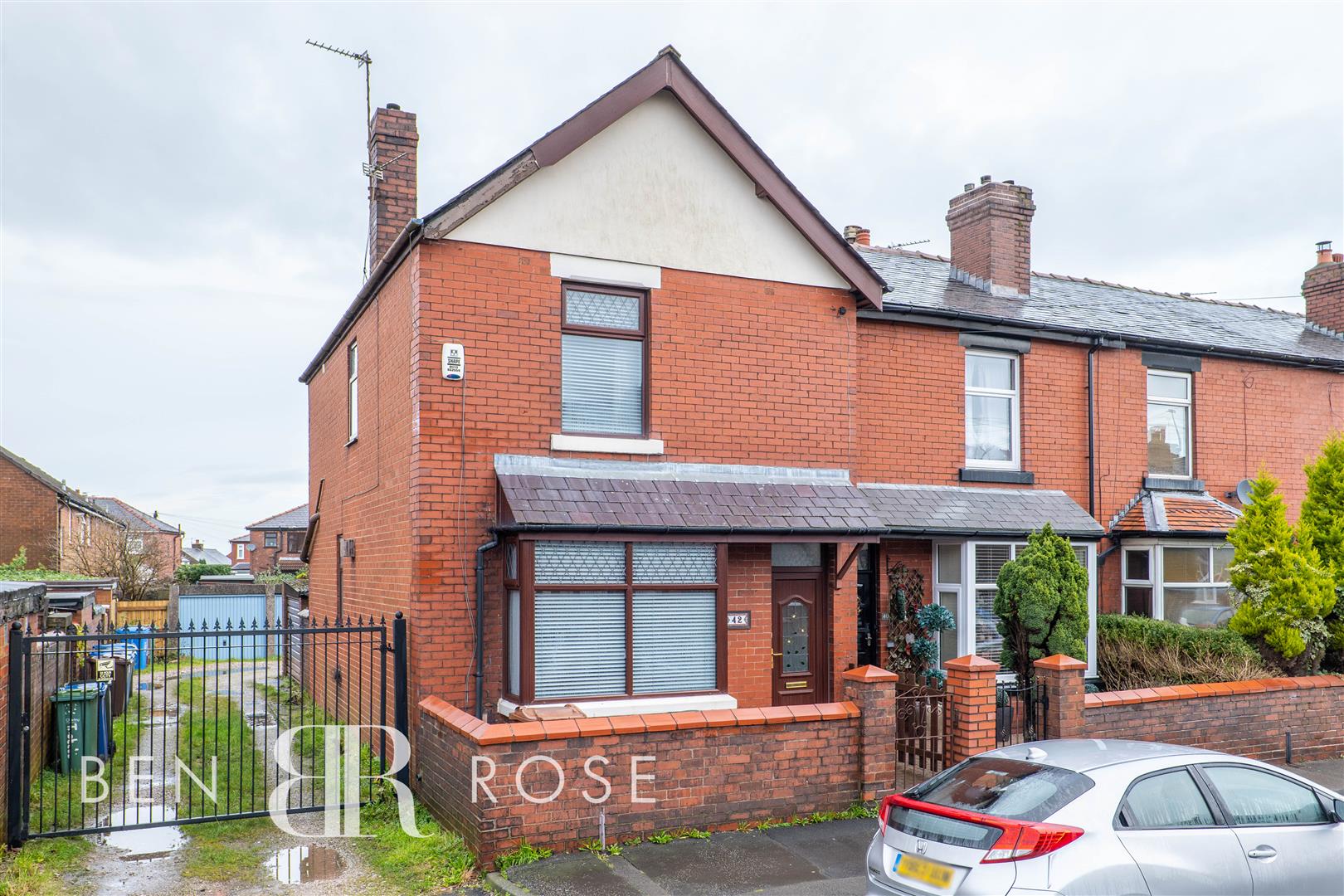 2 bed property in Walletts Road, Chorley